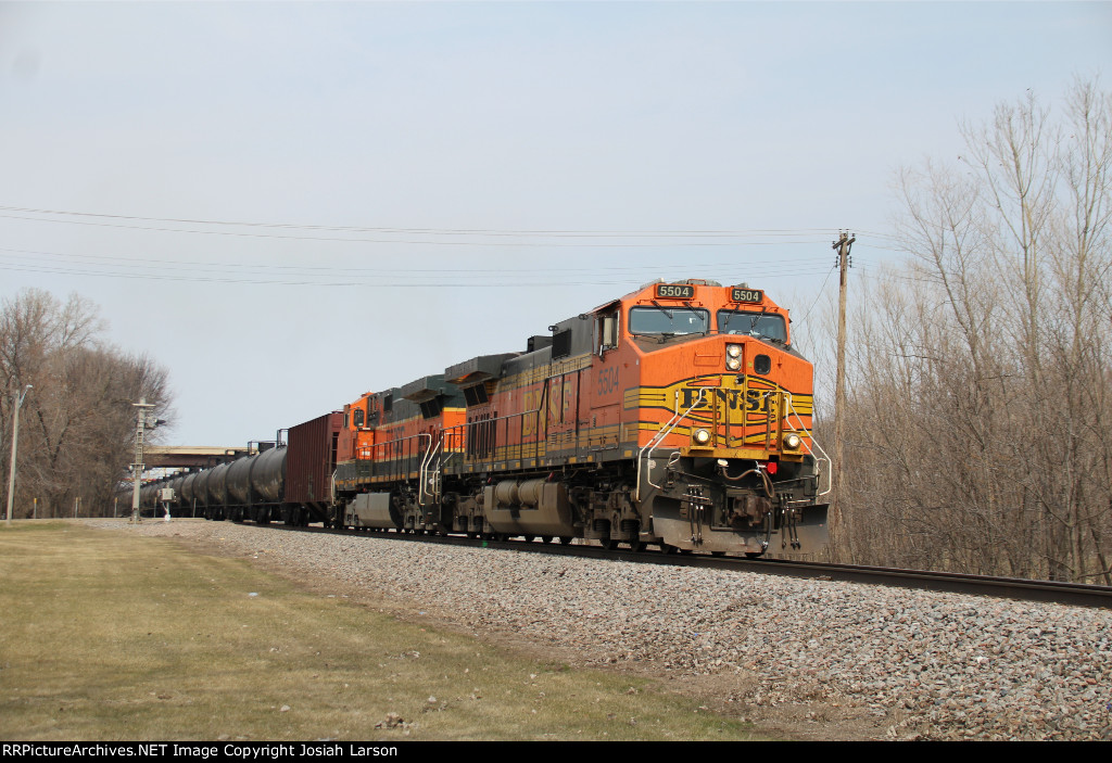 BNSF 5504 East